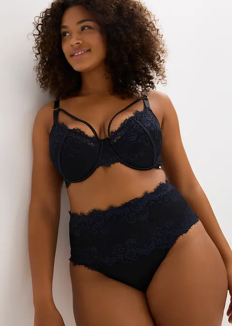 Stringtrosa med spets och medelhög formande effekt, bonprix