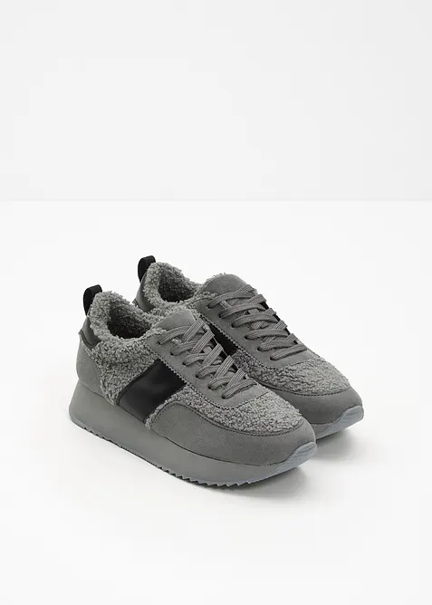 Sneakers med platåsula, bonprix