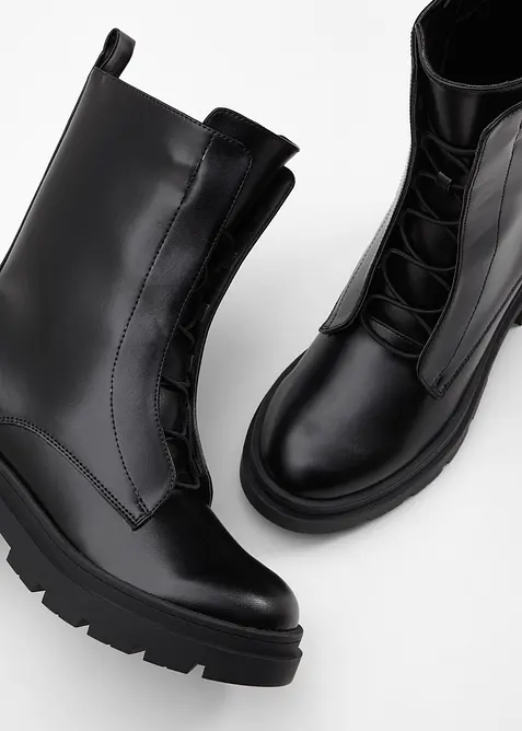 Snörkänga med profilsula, bonprix