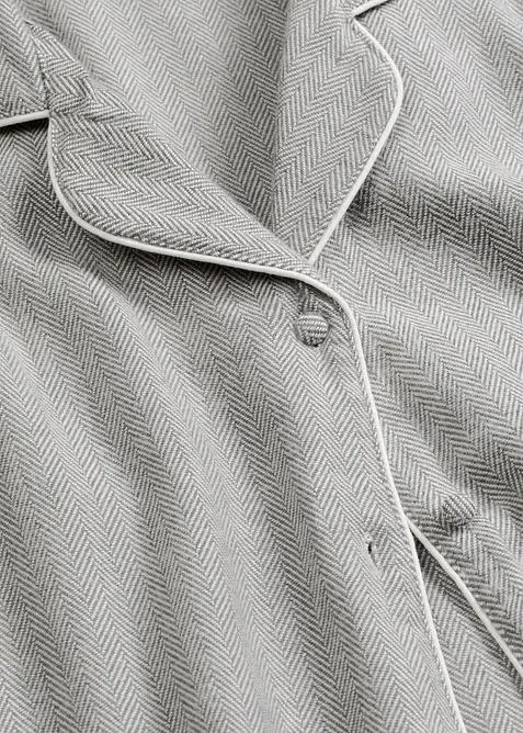 Pyjamas av vävd flanell med fiskbensmönster, bonprix