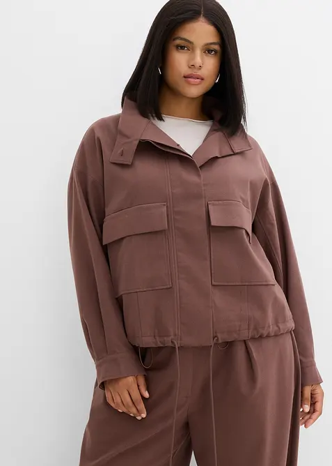 Kort höst- och vårjacka i materialmix, bonprix