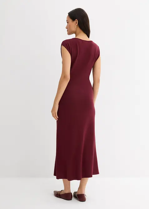 Finstickad klänning av viskosmix, bonprix