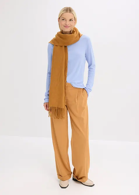 Ribbstickad topp med figurnära passform, bonprix