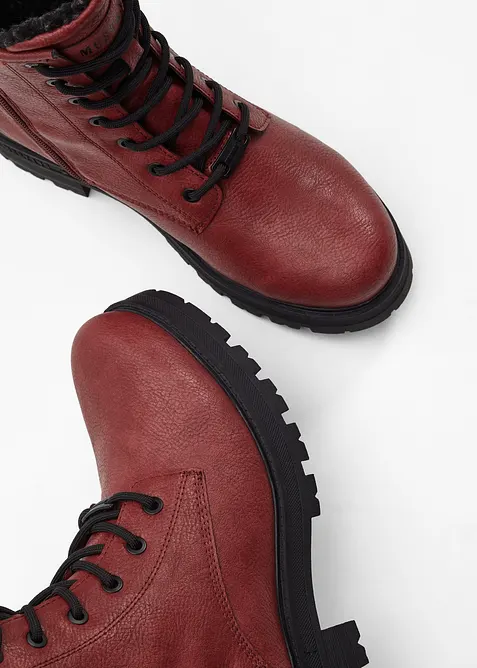 Snörkänga från Mustang, Mustang