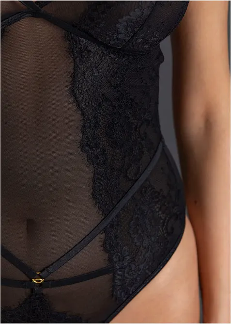 Stringbody utan bygel, bonprix