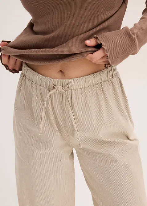 Vävd byxa och ribbstickad topp, bonprix