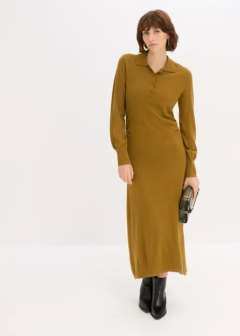 Stickad klänning i mjuk viskosmix, bonprix