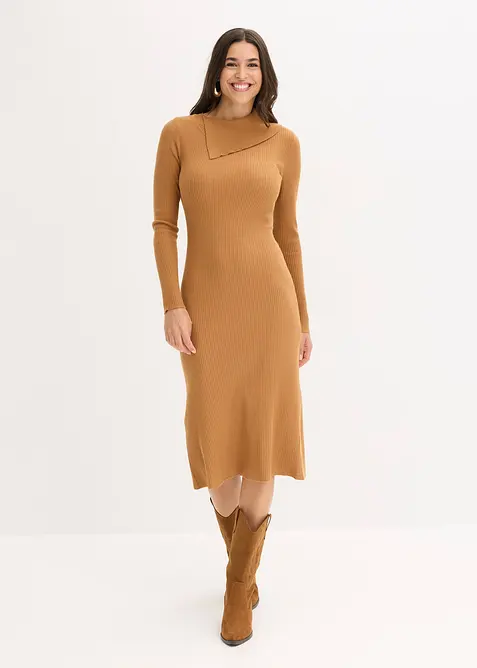 Stickad klänning i följsam viskosmix, bonprix