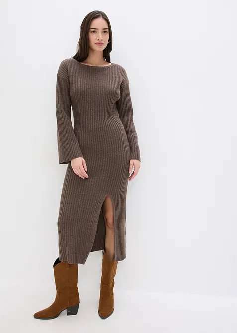 Stickad klänning med slits, bonprix