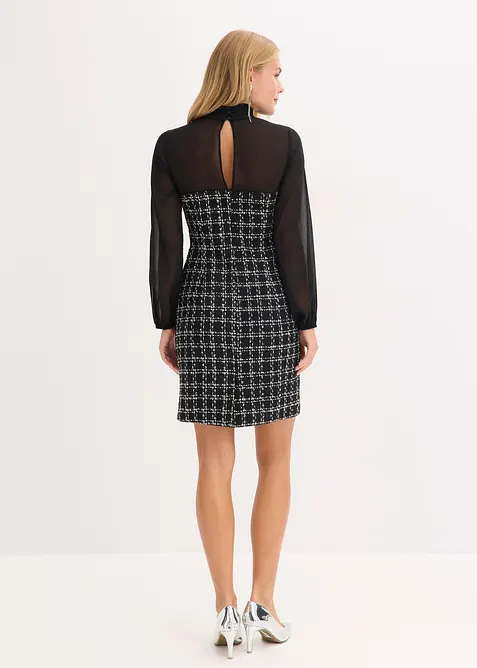 Kort boucl&eacute;kl&auml;nning med chiffong&auml;rmar, bonprix