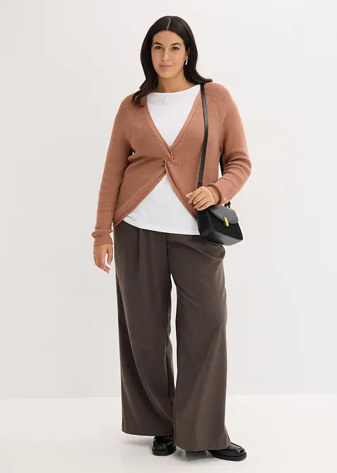 Ribbstickad tröja i böljande viskosmix, bonprix