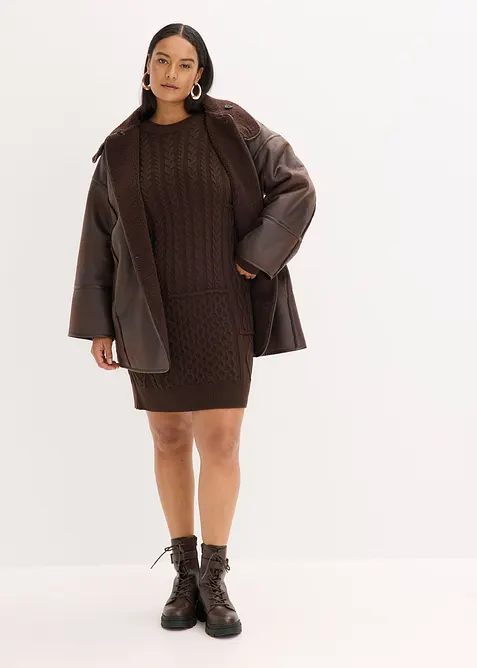 Klänning med flätstickning, bonprix