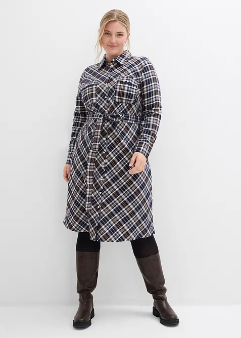 Skjortklänning i mjuk flanell, bonprix