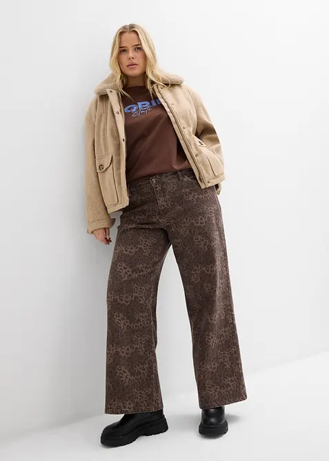 T-shirt i oversizemodell av ekologisk bomull, bonprix