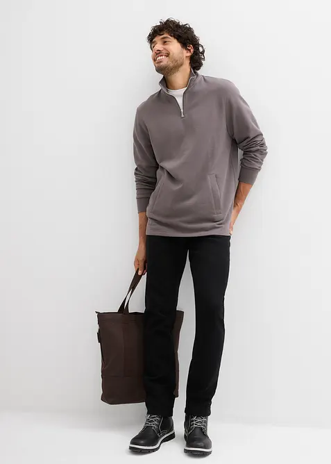 Sweatshirt i ekologisk bomull, med praktiska fickor och rak nederkant, bonprix