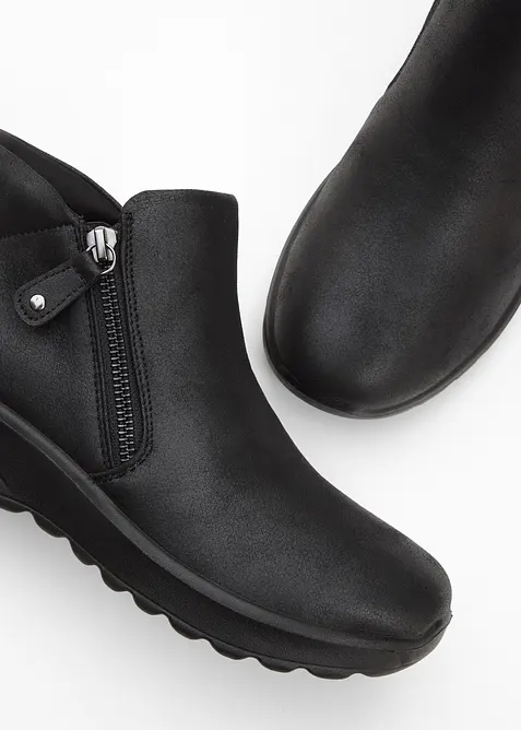 Känga från Skechers, Skechers