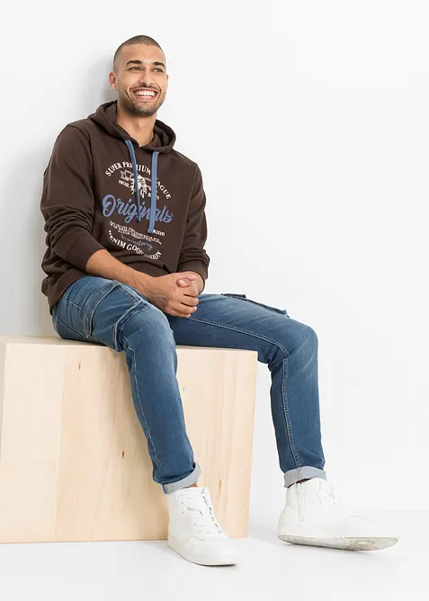 Huvtröja med bekvämt snitt, bonprix