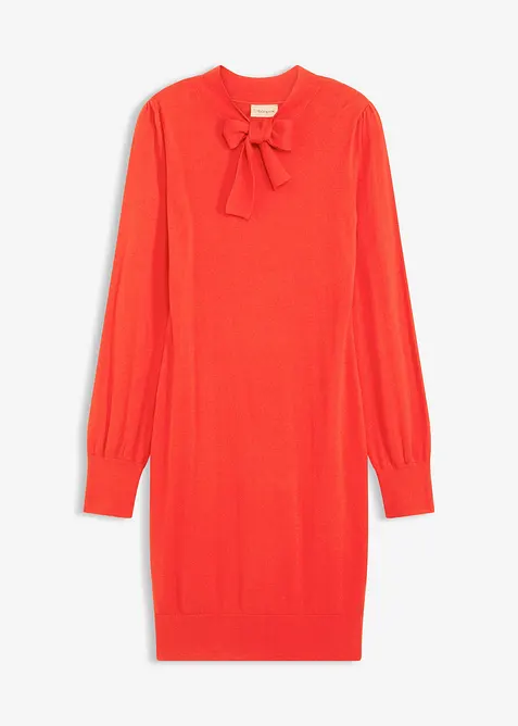 Stickad klänning i mjuk viskosmix, bonprix