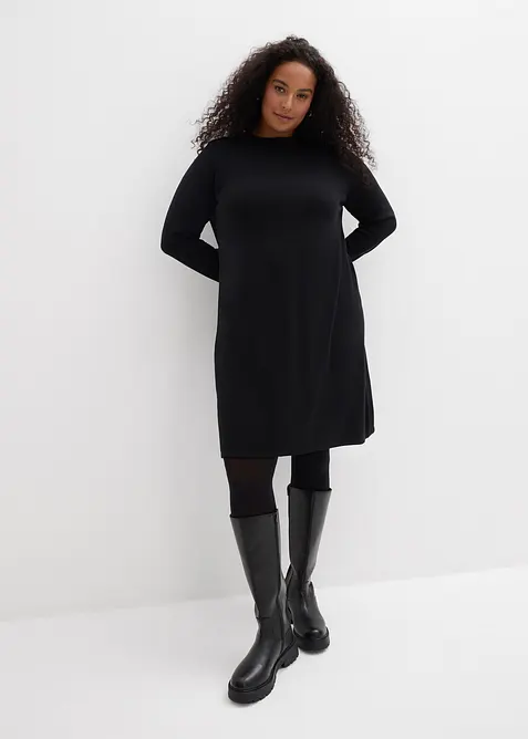 Stickad kl&auml;nning i A-linjemodell, bonprix