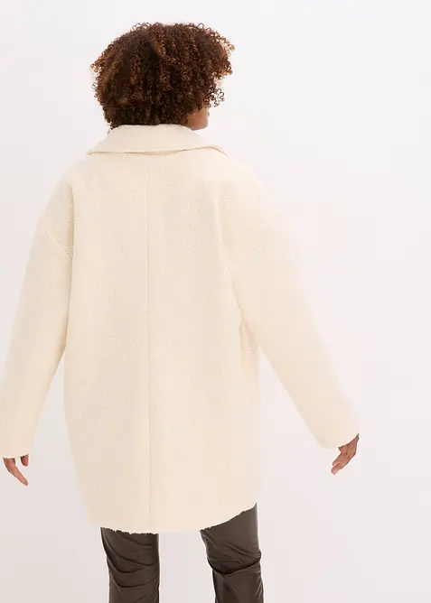 Kort boucl&eacute;kappa i oversizemodell, bonprix