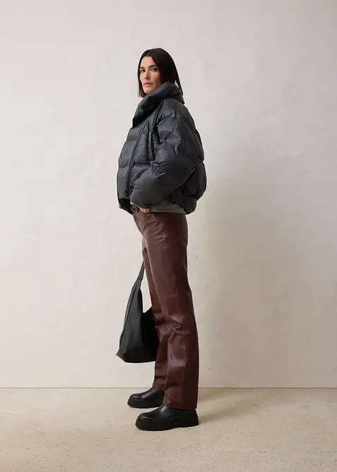 Dunjacka med återvunnet dun, vattenavvisande, bonprix