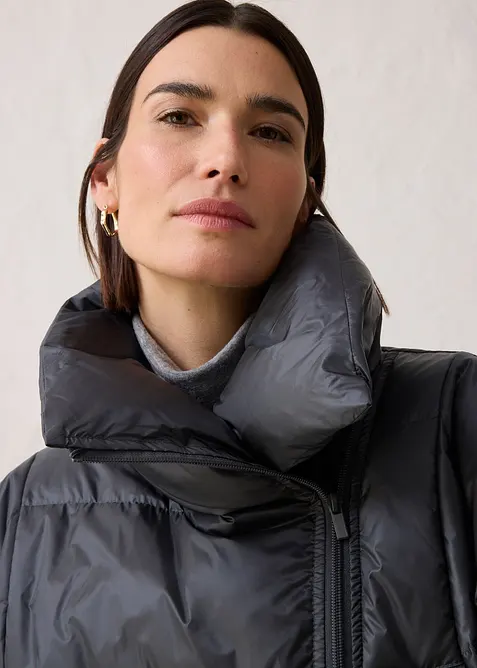 Dunjacka med återvunnet dun, vattenavvisande, bonprix