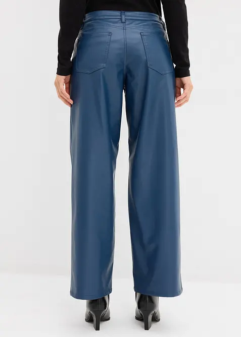 Vid byxa i skinnimitation, bonprix