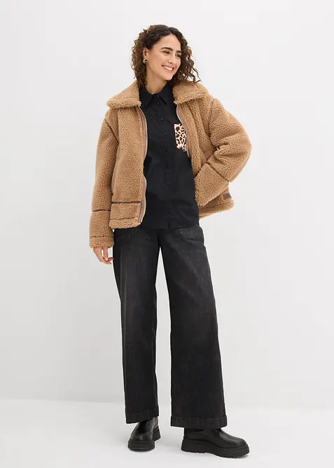 Oversize-skjorta med kontrasterande ficka, bonprix