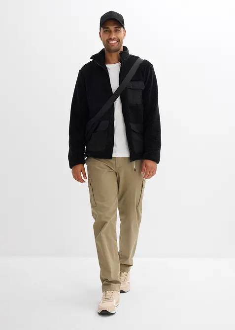 Teddyfleecejacka med praktiska fickor och sportiga detaljer, bonprix