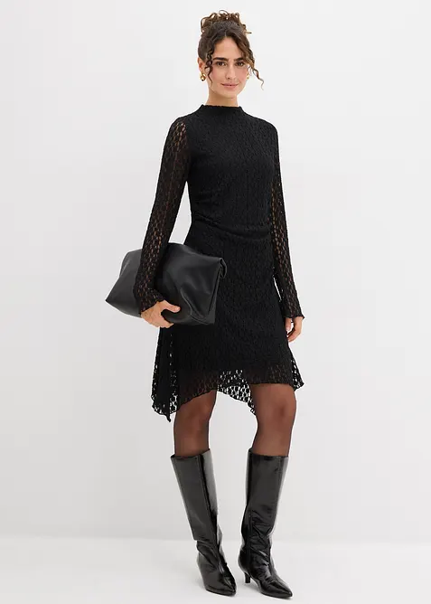 Spetsklänning med flikig nederkant, bonprix