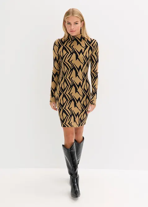 Stickad klänning i figurnära modell med ståkrage, bonprix