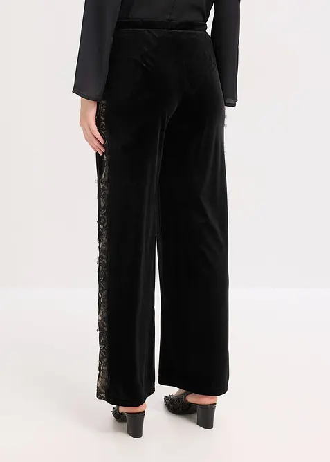 Marlenebyxa i mjuk sammet med spetsinf&auml;llning, bonprix
