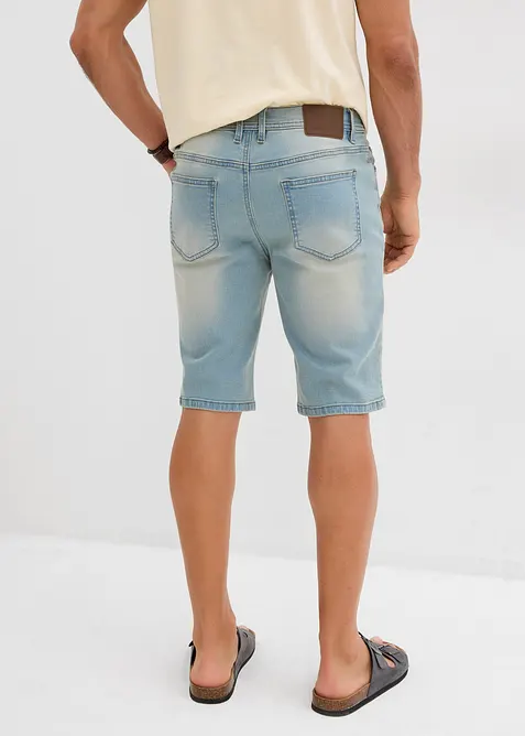 Stretchiga jeansshorts med förstärkt gren, normal passform, bonprix
