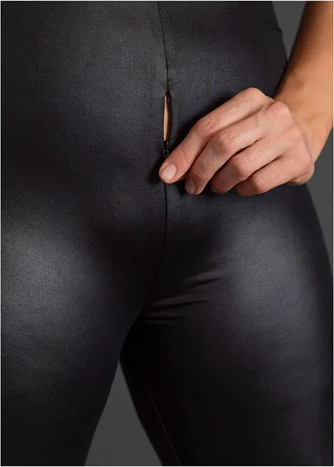 Catsuit ouvert med wetlook, bonprix