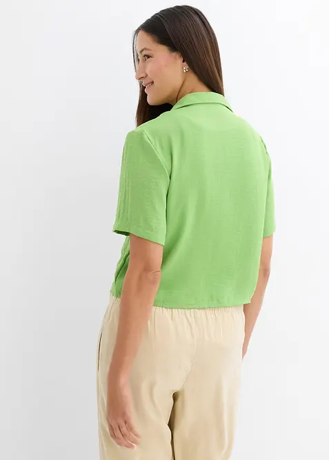 Blus av l&auml;tt kr&auml;pp i fyrkantig modell, bonprix