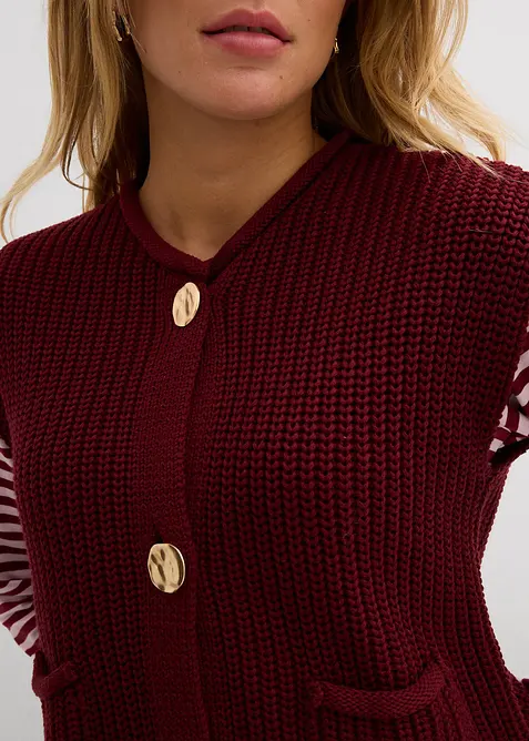 Stickad v&auml;st med fickor, bonprix