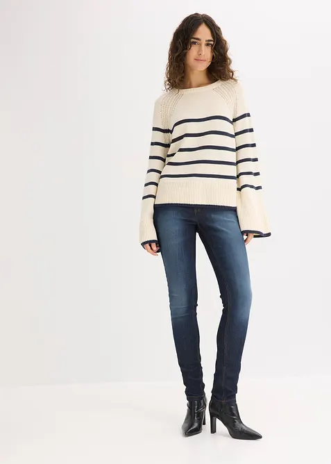 Tr&ouml;ja med kontrasterande r&auml;nder, bonprix