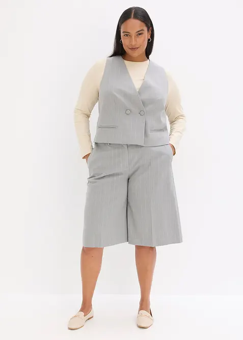 Kritstreckrandiga bermudas med gubbveck, bonprix