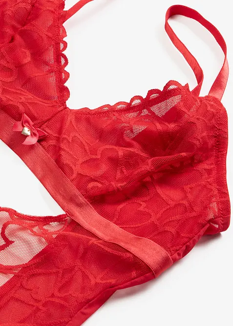 Stringbody med hj&auml;rtm&ouml;nstrad spets, bonprix