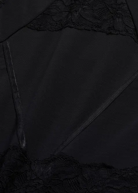 Formande body med spets och l&auml;tt formande effekt, bonprix