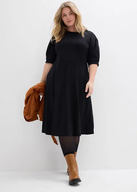 Kl&auml;nning i tjock trik&aring; av ekologisk bomull, bonprix