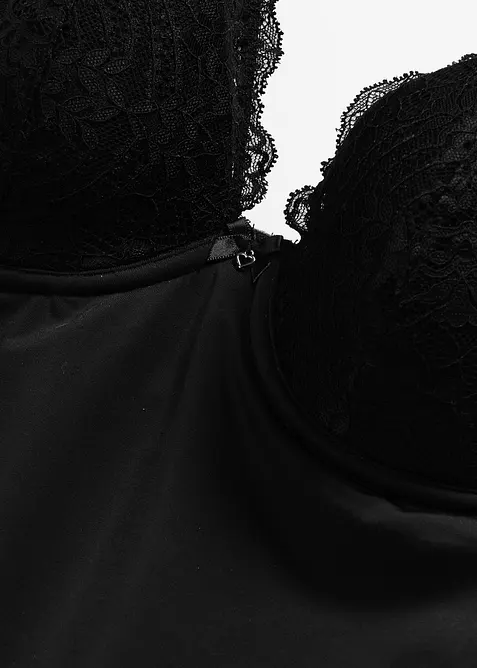 BH-linne med formpressade kupor och medelh&ouml;g formande effekt, bonprix