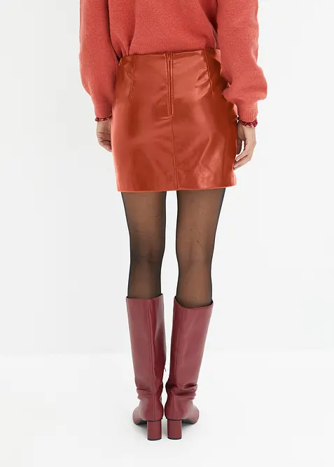 Kort kjol i skinnimitation, bonprix