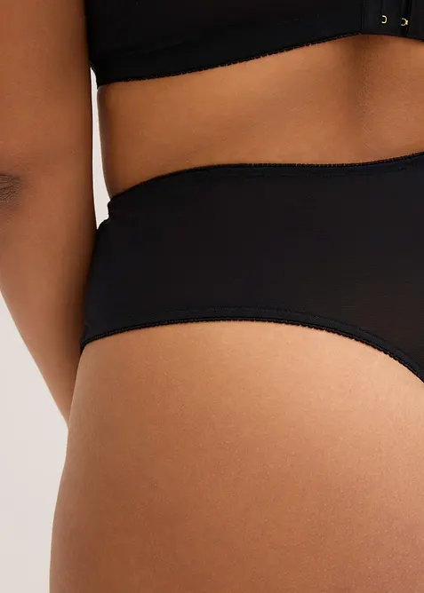 Midjestringtrosa med sirlig spets, bonprix