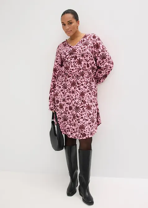 Mellanl&aring;ng kl&auml;nning i f&ouml;ljsam viskos, bonprix