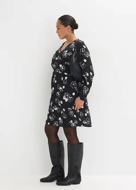 Kl&auml;nning av b&ouml;ljande satin, bonprix