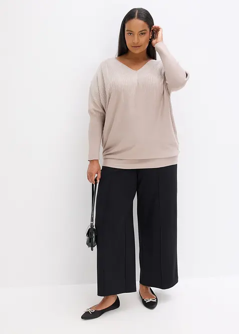 Finstickad tr&ouml;ja med strassapplikation, bonprix