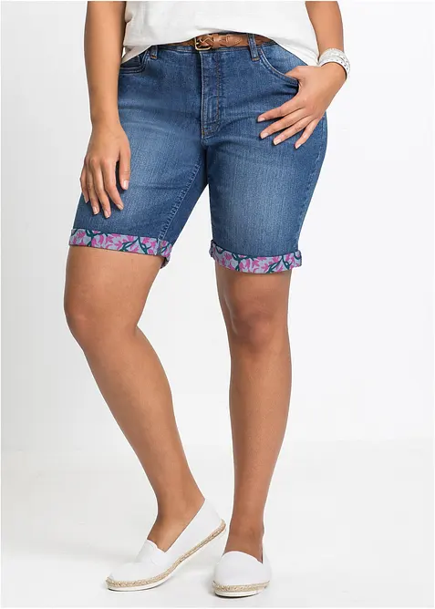 Stretchiga jeansbermudas med f&auml;rgade uppvikta benslut, bonprix