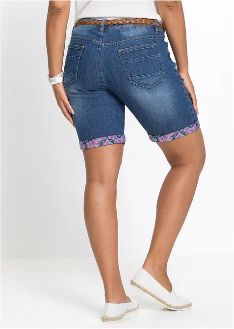 Stretchiga jeansbermudas med f&auml;rgade uppvikta benslut, bonprix