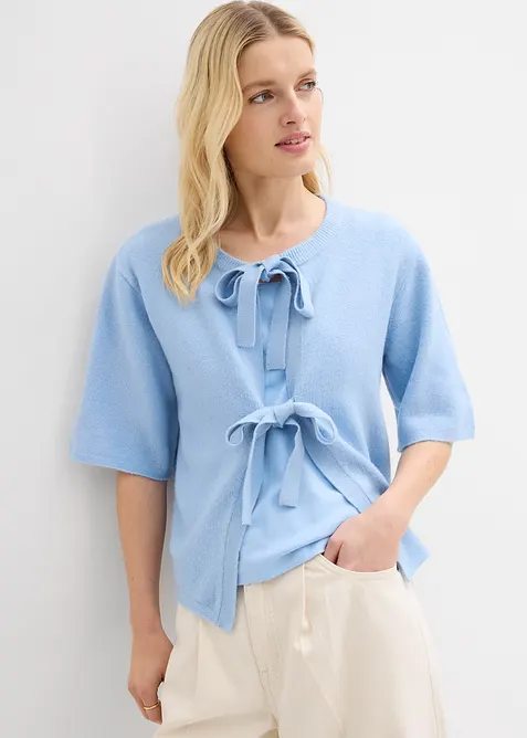 Finstickad cardigan med rosetter, bonprix